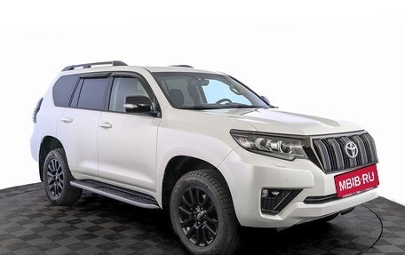 Toyota Land Cruiser Prado 150 рестайлинг 2, 2020 год, 5 100 000 рублей, 3 фотография