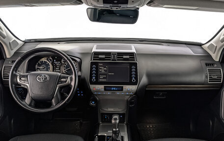 Toyota Land Cruiser Prado 150 рестайлинг 2, 2020 год, 5 100 000 рублей, 14 фотография