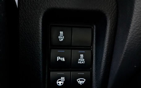 Toyota Land Cruiser Prado 150 рестайлинг 2, 2020 год, 5 100 000 рублей, 27 фотография