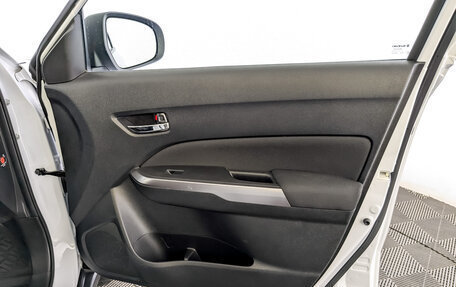 Suzuki Vitara II рестайлинг, 2022 год, 2 490 000 рублей, 24 фотография