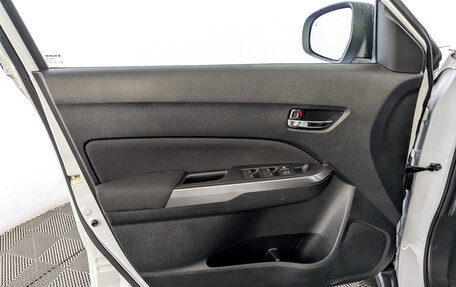 Suzuki Vitara II рестайлинг, 2022 год, 2 490 000 рублей, 19 фотография