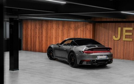 Porsche 911, 2021 год, 17 895 000 рублей, 13 фотография