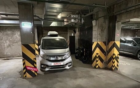 Honda Stepwgn IV, 2016 год, 2 300 000 рублей, 15 фотография