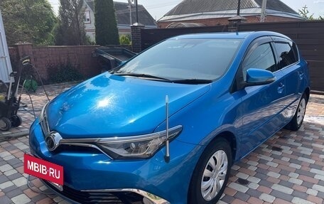 Toyota Auris II, 2015 год, 1 320 000 рублей, 3 фотография