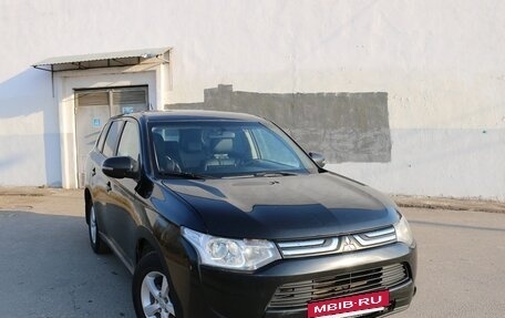 Mitsubishi Outlander III рестайлинг 3, 2012 год, 1 070 000 рублей, 11 фотография