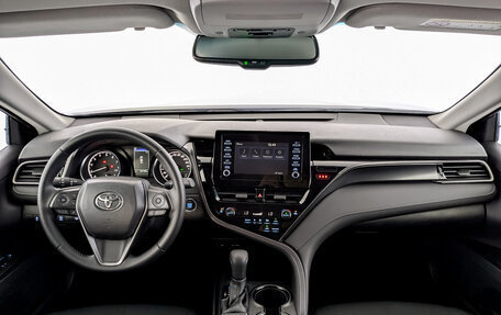 Toyota Camry, 2022 год, 2 821 900 рублей, 14 фотография