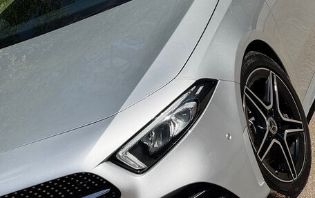 Mercedes-Benz A-Класс, 2019 год, 2 650 000 рублей, 1 фотография