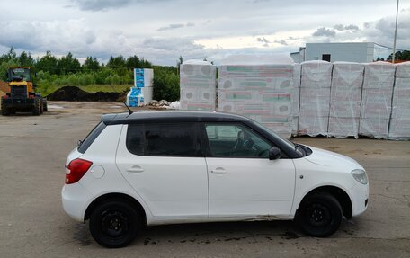 Skoda Fabia II, 2009 год, 340 000 рублей, 1 фотография