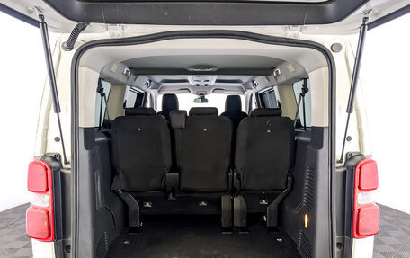 Peugeot Traveller I, 2021 год, 2 545 000 рублей, 10 фотография