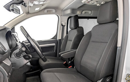 Peugeot Traveller I, 2021 год, 2 545 000 рублей, 21 фотография