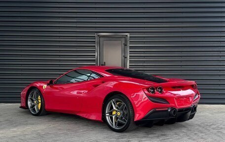 Ferrari F8, 2021 год, 32 200 000 рублей, 5 фотография