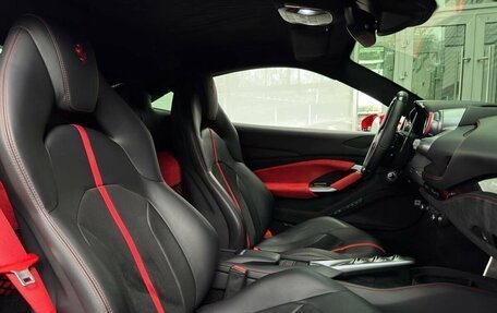 Ferrari F8, 2021 год, 32 200 000 рублей, 23 фотография