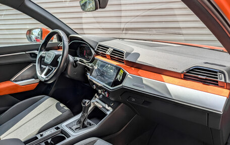 Audi Q3, 2019 год, 2 750 000 рублей, 11 фотография