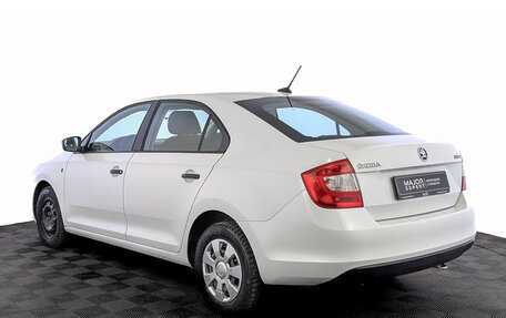 Skoda Rapid I, 2017 год, 900 000 рублей, 7 фотография