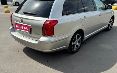 Toyota Avensis III рестайлинг, 2006 год, 1 500 000 рублей, 4 фотография
