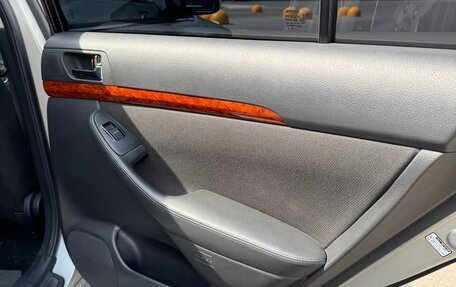 Toyota Avensis III рестайлинг, 2006 год, 1 500 000 рублей, 27 фотография
