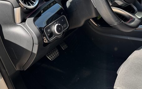Mercedes-Benz A-Класс, 2019 год, 2 650 000 рублей, 3 фотография