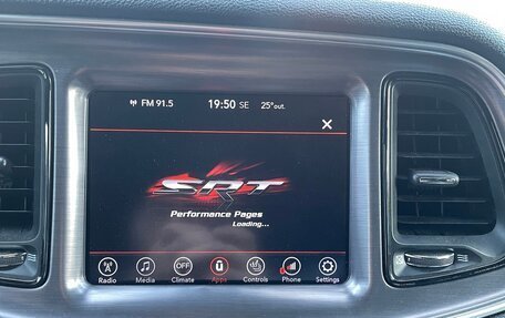 Dodge Challenger III рестайлинг 2, 2017 год, 3 350 000 рублей, 15 фотография