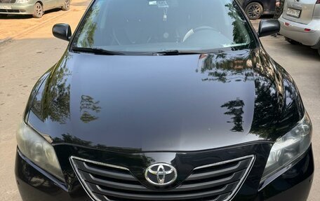 Toyota Camry, 2008 год, 930 000 рублей, 2 фотография