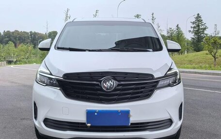 Buick GL8 III, 2021 год, 2 890 600 рублей, 2 фотография