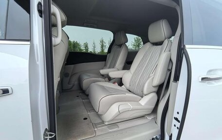 Buick GL8 III, 2021 год, 2 890 600 рублей, 9 фотография