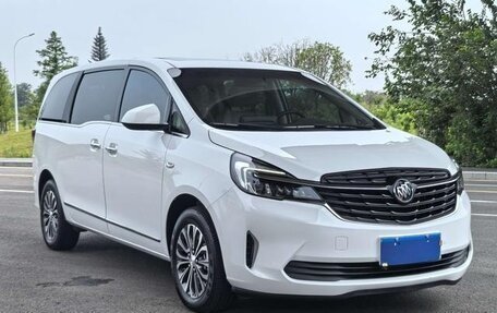 Buick GL8 III, 2021 год, 2 890 600 рублей, 6 фотография