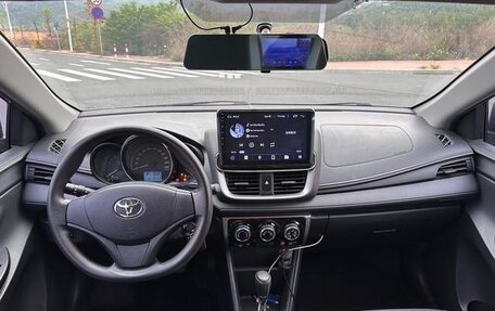 Toyota Yaris XP150 рестайлинг, 2021 год, 1 630 300 рублей, 7 фотография