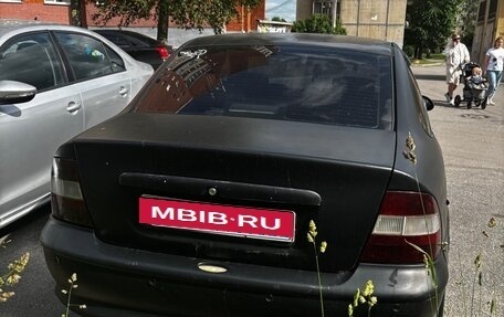 Opel Vectra B рестайлинг, 1998 год, 180 000 рублей, 3 фотография