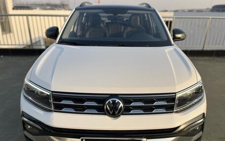 Volkswagen T-Cross I, 2021 год, 1 550 400 рублей, 2 фотография