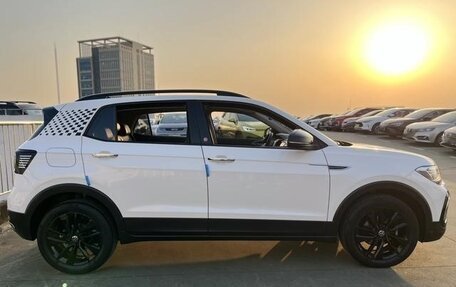 Volkswagen T-Cross I, 2021 год, 1 550 400 рублей, 4 фотография
