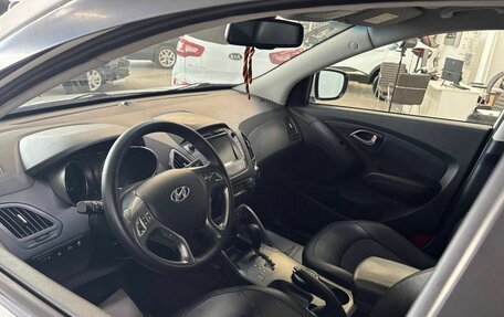 Hyundai ix35 I рестайлинг, 2014 год, 1 300 000 рублей, 10 фотография