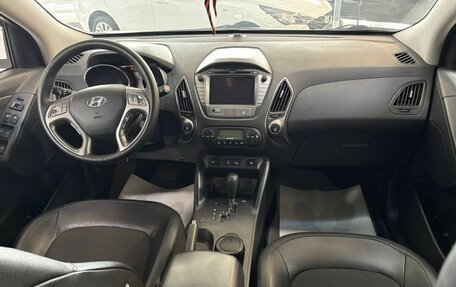 Hyundai ix35 I рестайлинг, 2014 год, 1 300 000 рублей, 11 фотография