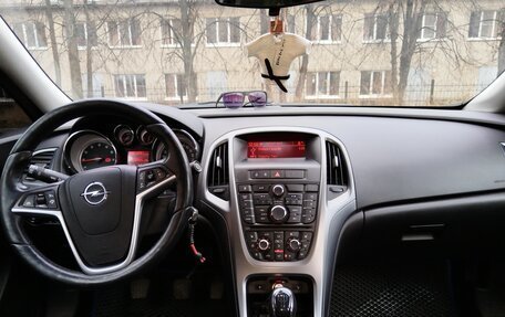 Opel Astra J, 2014 год, 1 090 000 рублей, 3 фотография
