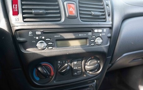 Nissan Almera, 2004 год, 270 000 рублей, 17 фотография