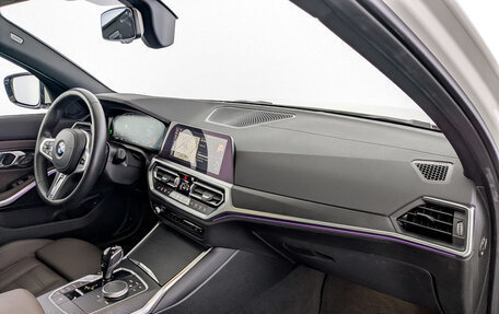 BMW 3 серия, 2021 год, 4 950 000 рублей, 11 фотография