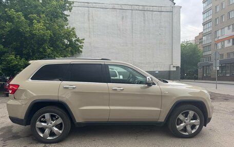 Jeep Grand Cherokee, 2011 год, 1 980 000 рублей, 2 фотография