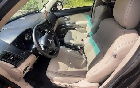 Mitsubishi Outlander III рестайлинг 3, 2008 год, 1 200 000 рублей, 4 фотография