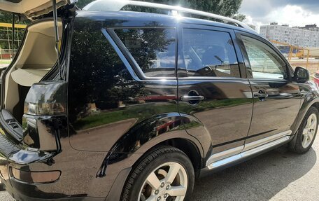 Mitsubishi Outlander III рестайлинг 3, 2008 год, 1 200 000 рублей, 2 фотография