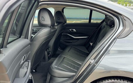 BMW 3 серия, 2022 год, 3 350 000 рублей, 14 фотография