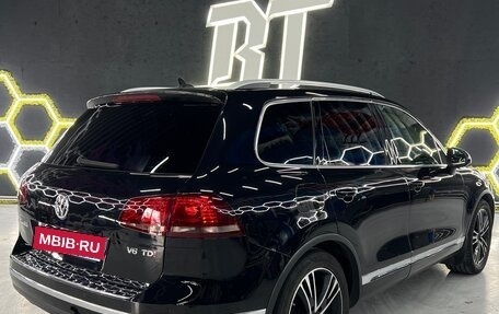 Volkswagen Touareg III, 2015 год, 2 700 000 рублей, 4 фотография