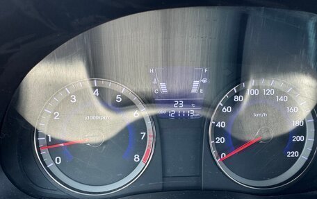 Hyundai Solaris II рестайлинг, 2013 год, 720 000 рублей, 12 фотография