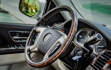 Cadillac Escalade III, 2013 год, 2 420 000 рублей, 19 фотография