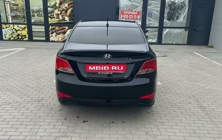 Hyundai Solaris II рестайлинг, 2014 год, 570 000 рублей, 3 фотография