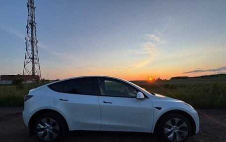 Tesla Model Y I, 2021 год, 5 000 000 рублей, 5 фотография