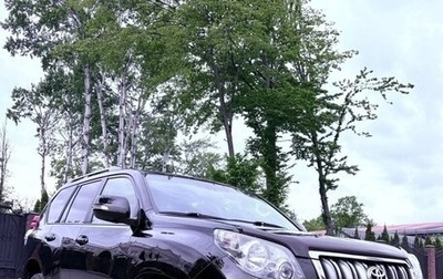 Toyota Land Cruiser Prado 150 рестайлинг 2, 2013 год, 2 700 000 рублей, 1 фотография