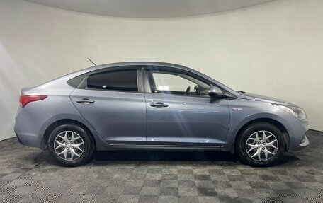 Hyundai Solaris II рестайлинг, 2018 год, 1 150 000 рублей, 4 фотография