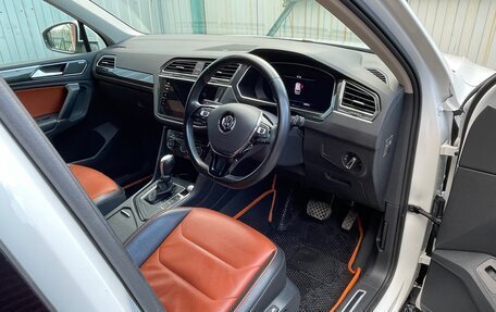 Volkswagen Tiguan II, 2018 год, 2 050 000 рублей, 7 фотография