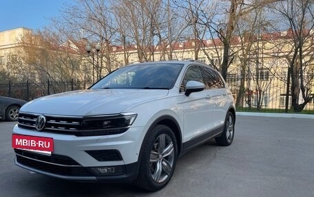 Volkswagen Tiguan II, 2018 год, 2 050 000 рублей, 4 фотография