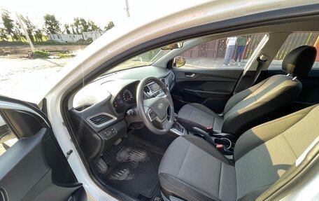 Hyundai Solaris II рестайлинг, 2019 год, 1 780 000 рублей, 7 фотография