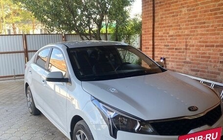 KIA Rio IV, 2020 год, 1 750 000 рублей, 3 фотография